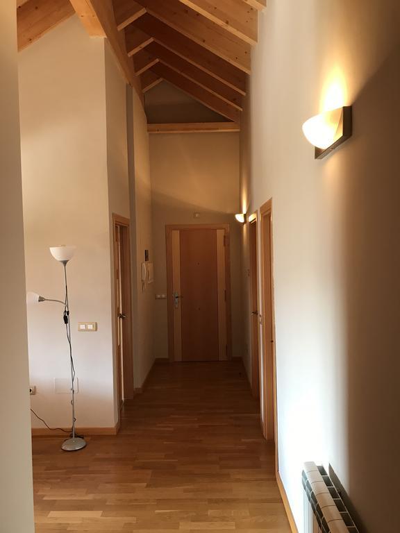 דירות Atico Balcon De Jaca II מראה חיצוני תמונה